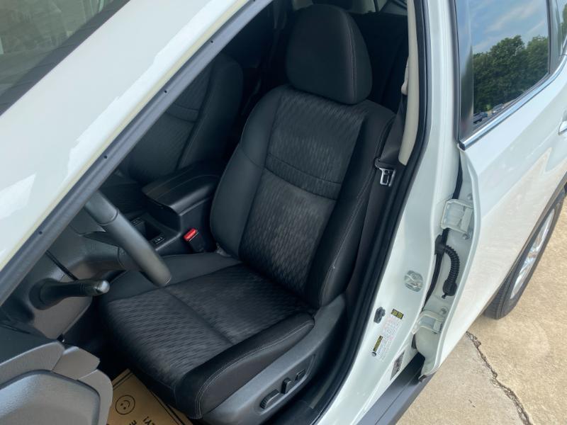 Nissan Rogue SV 2WD 2018