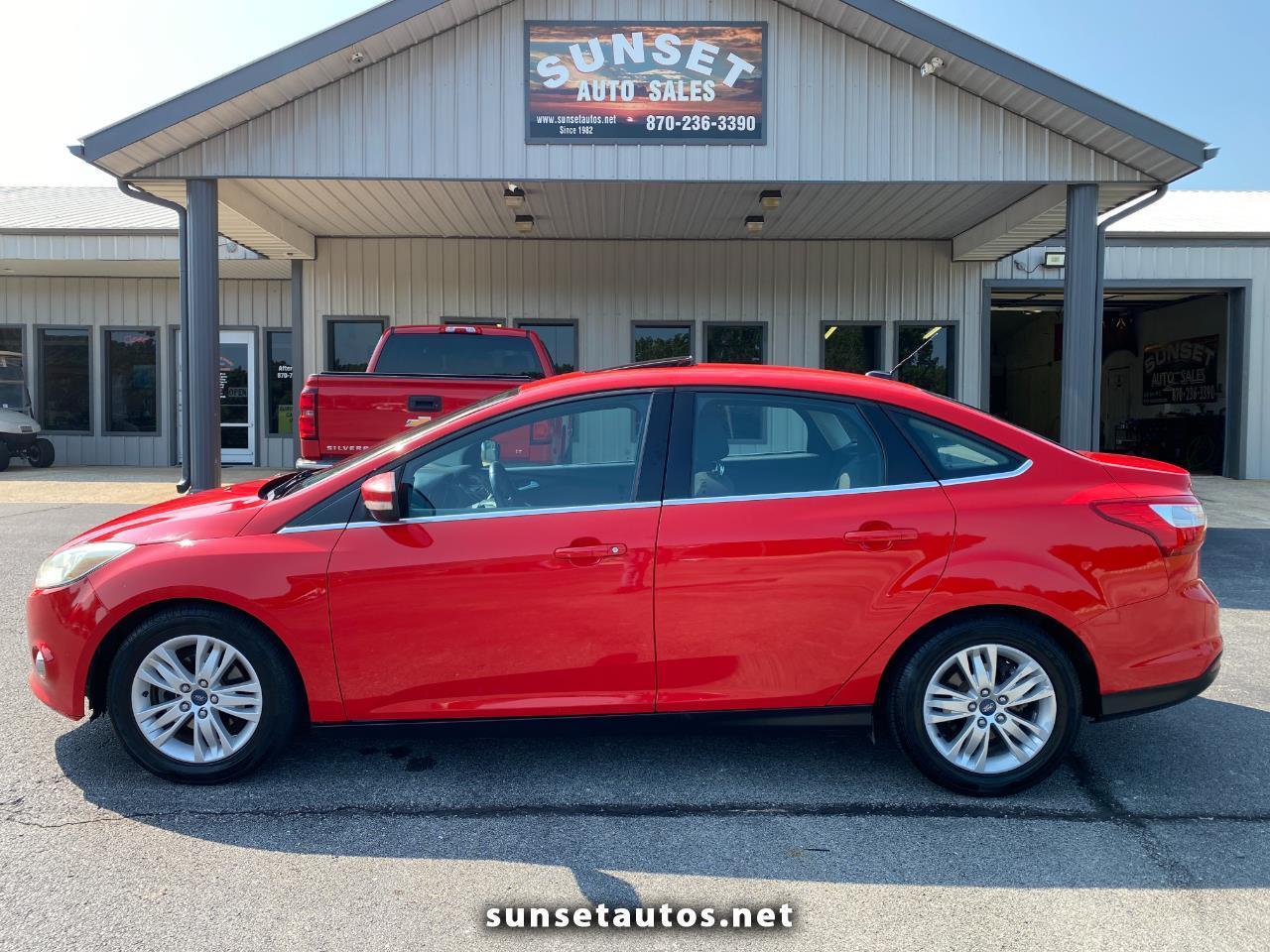 Ford Focus SEL Sedan 2012