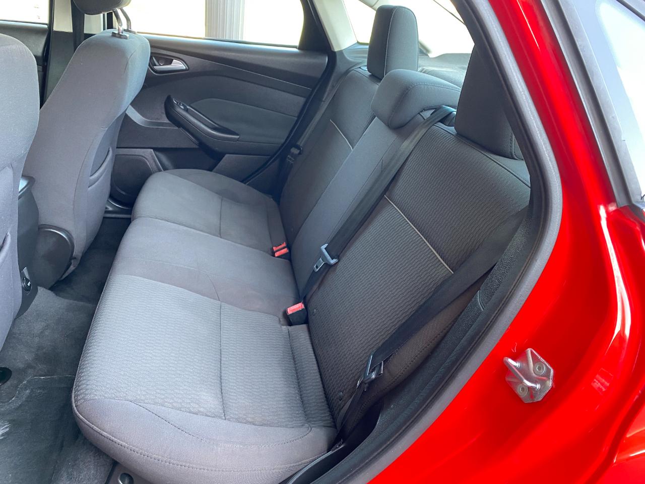 Ford Focus SEL Sedan 2012