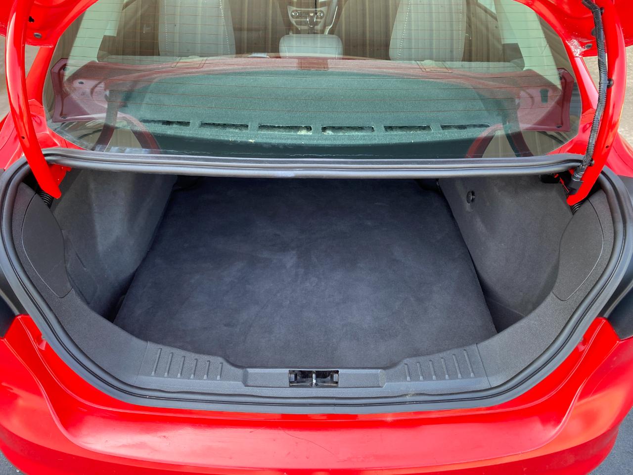Ford Focus SEL Sedan 2012