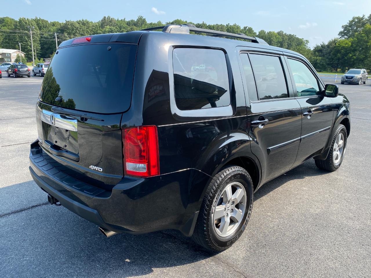 Honda Pilot EX-L 4WD 5-Spd AT with DVD 2011