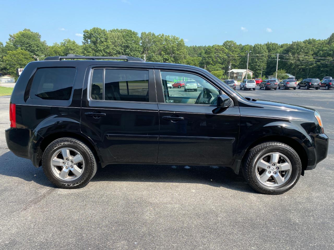Honda Pilot EX-L 4WD 5-Spd AT with DVD 2011