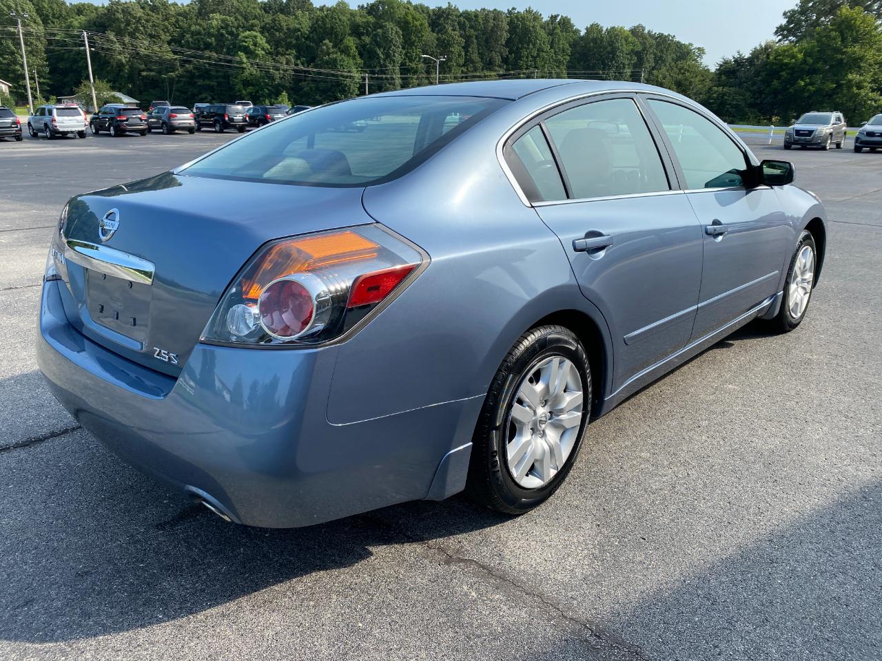 Nissan Altima 2.5 S 2010