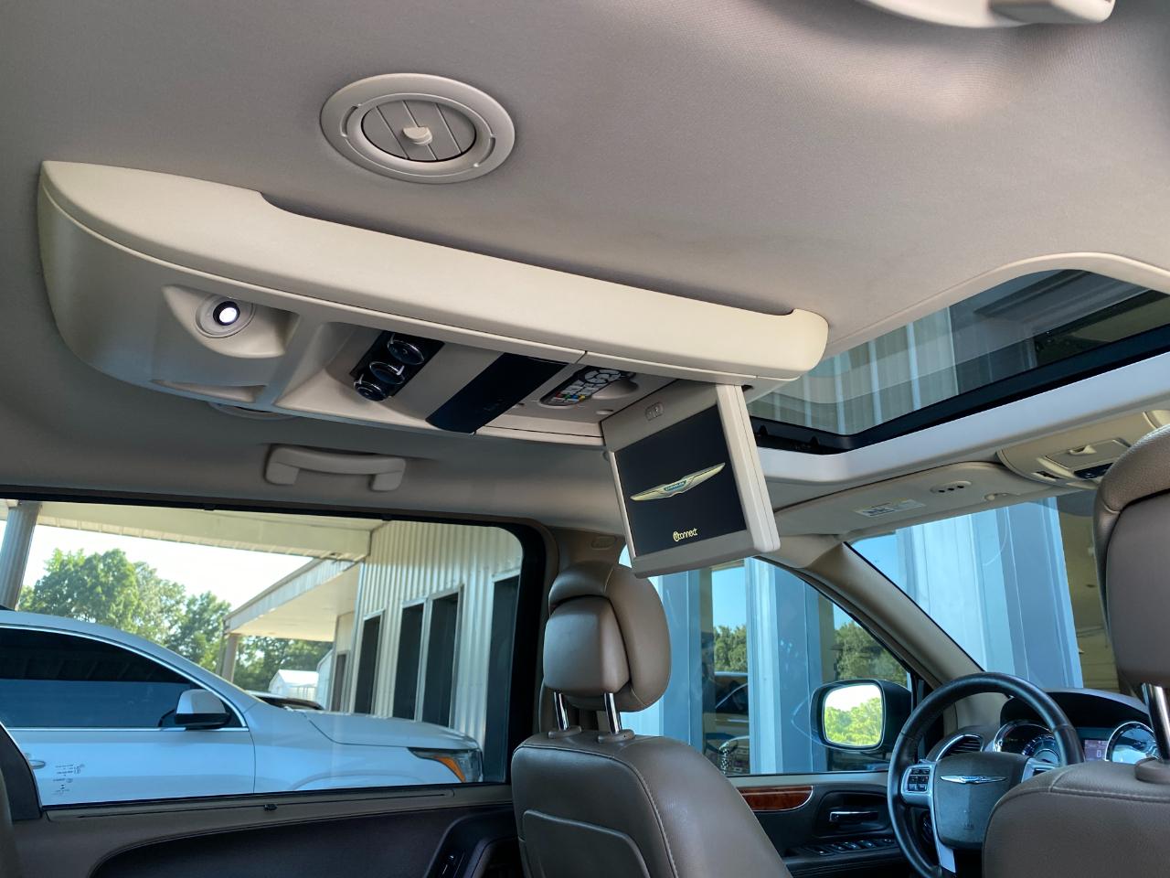 Chrysler Town & Country Touring-L 2014