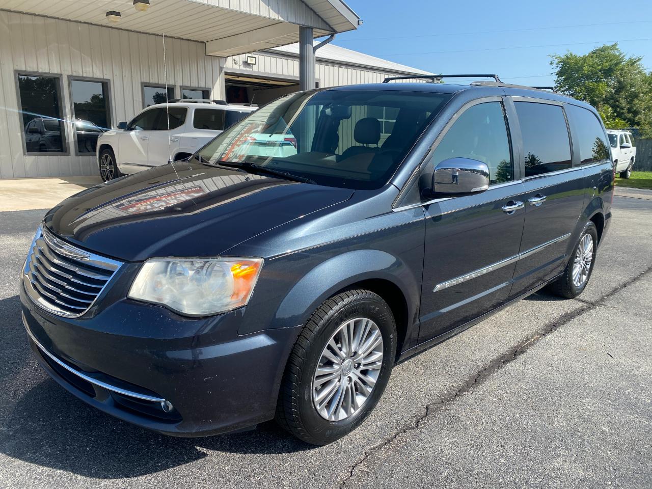 Chrysler Town & Country Touring-L 2014