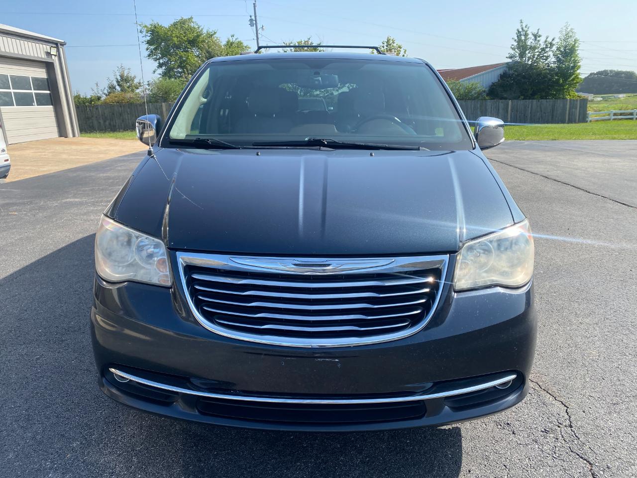 Chrysler Town & Country Touring-L 2014