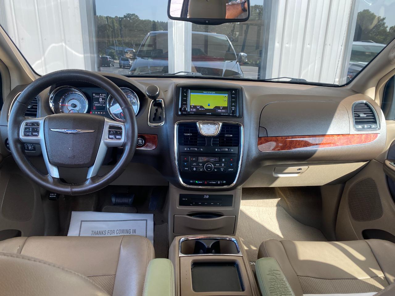 Chrysler Town & Country Touring-L 2014