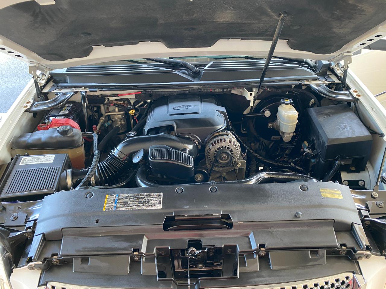 GMC Yukon Denali AWD 2008
