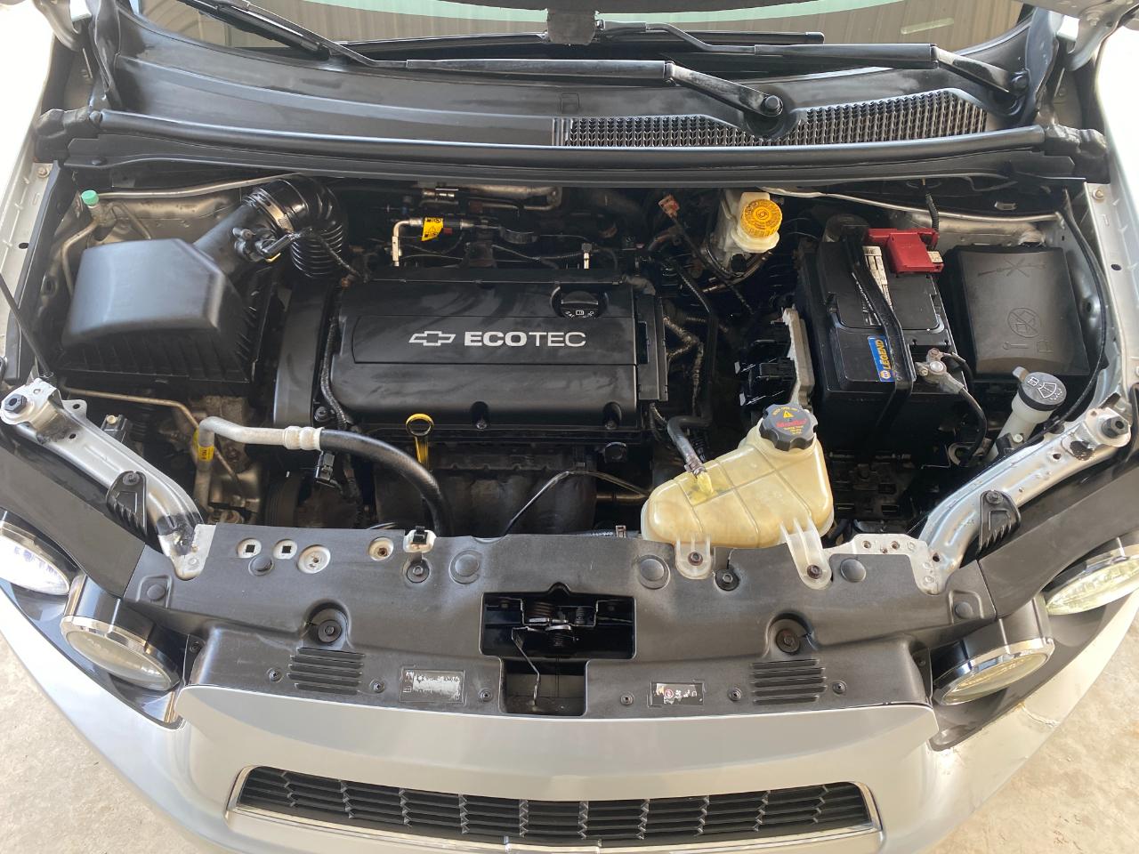 Chevrolet Sonic 2LT Sedan 2012