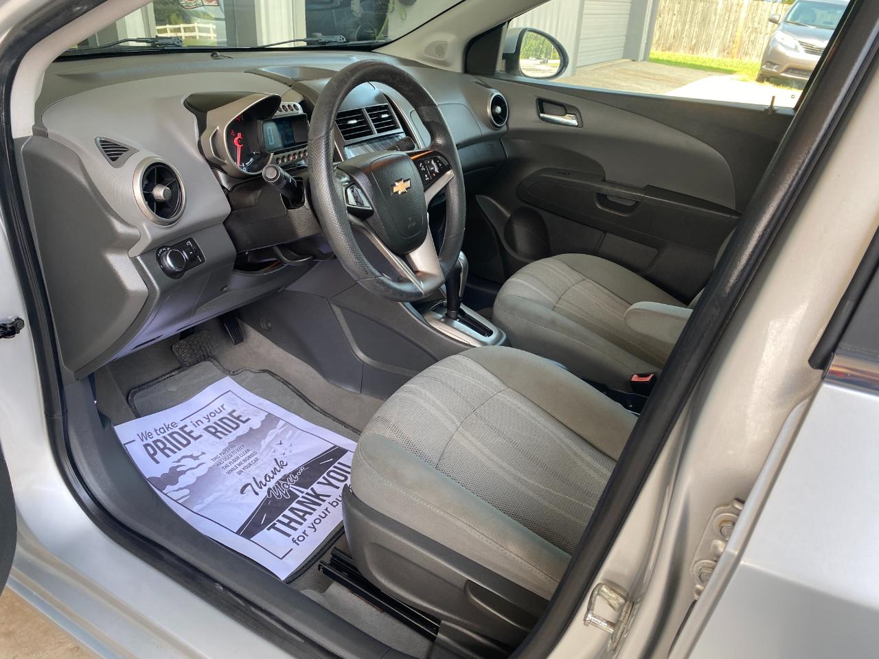 Chevrolet Sonic 2LT Sedan 2012