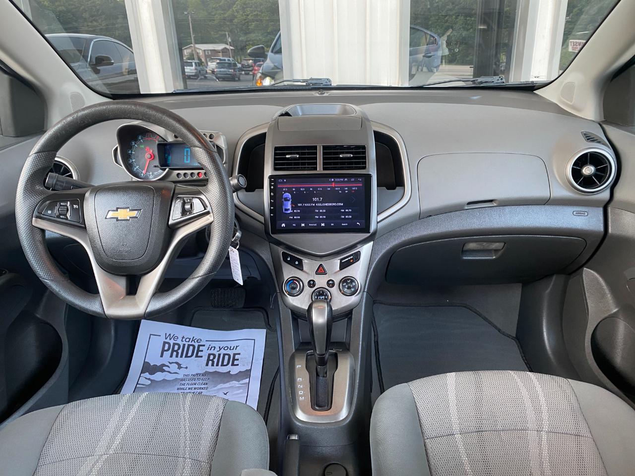 Chevrolet Sonic 2LT Sedan 2012