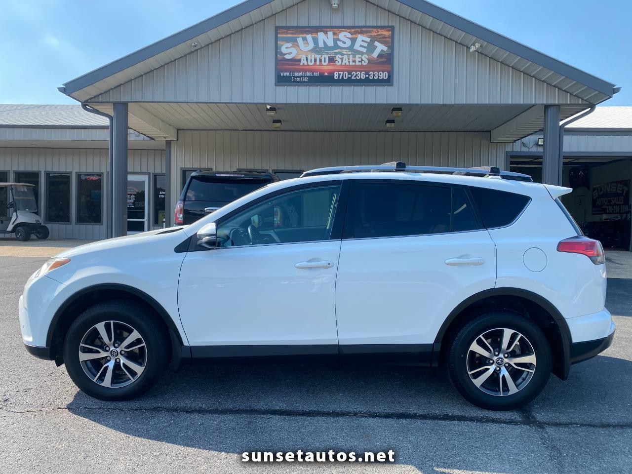 Toyota RAV4 XLE FWD 2018