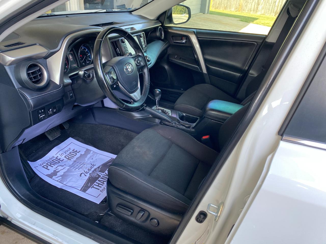 Toyota RAV4 XLE FWD 2018