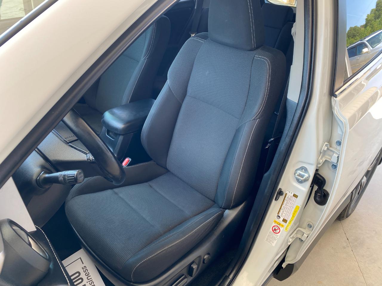 Toyota RAV4 XLE FWD 2018