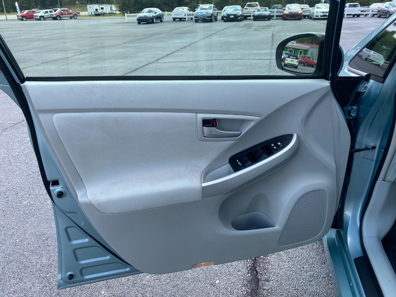 Toyota Prius Three 2014