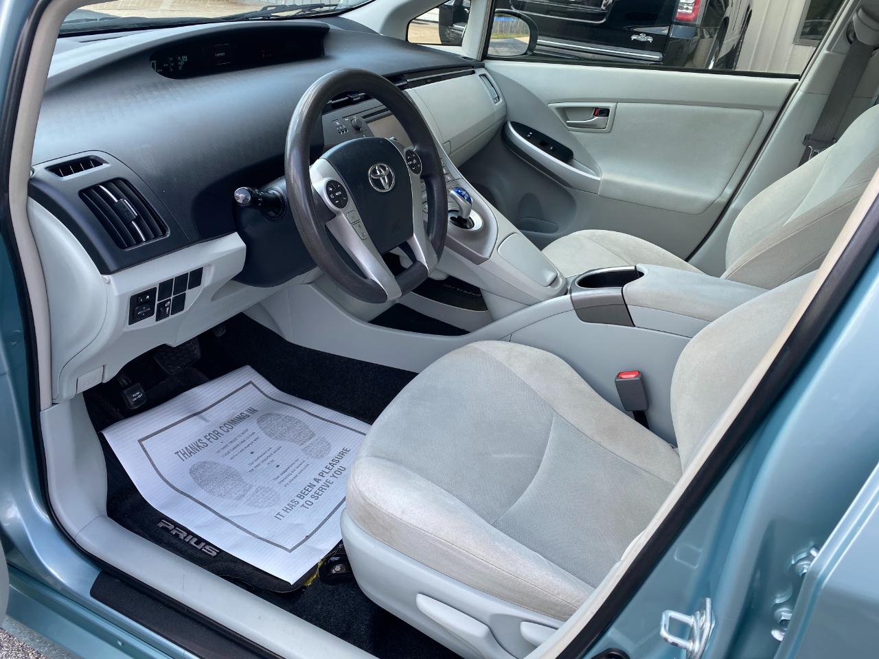Toyota Prius Three 2014