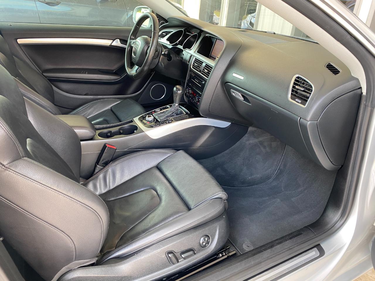 Audi A5 Coupe 2.0T quattro Tiptronic 2012