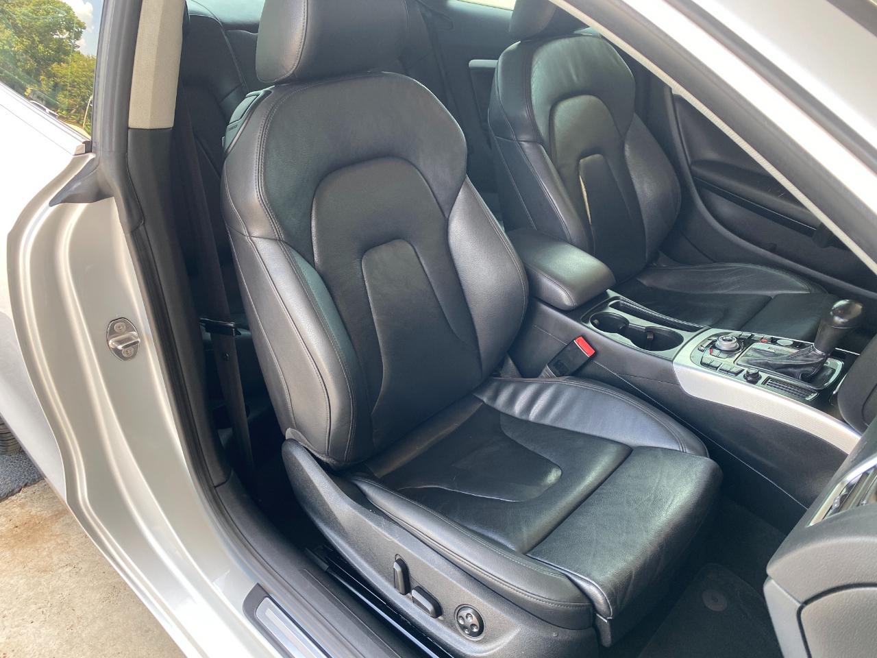 Audi A5 Coupe 2.0T quattro Tiptronic 2012