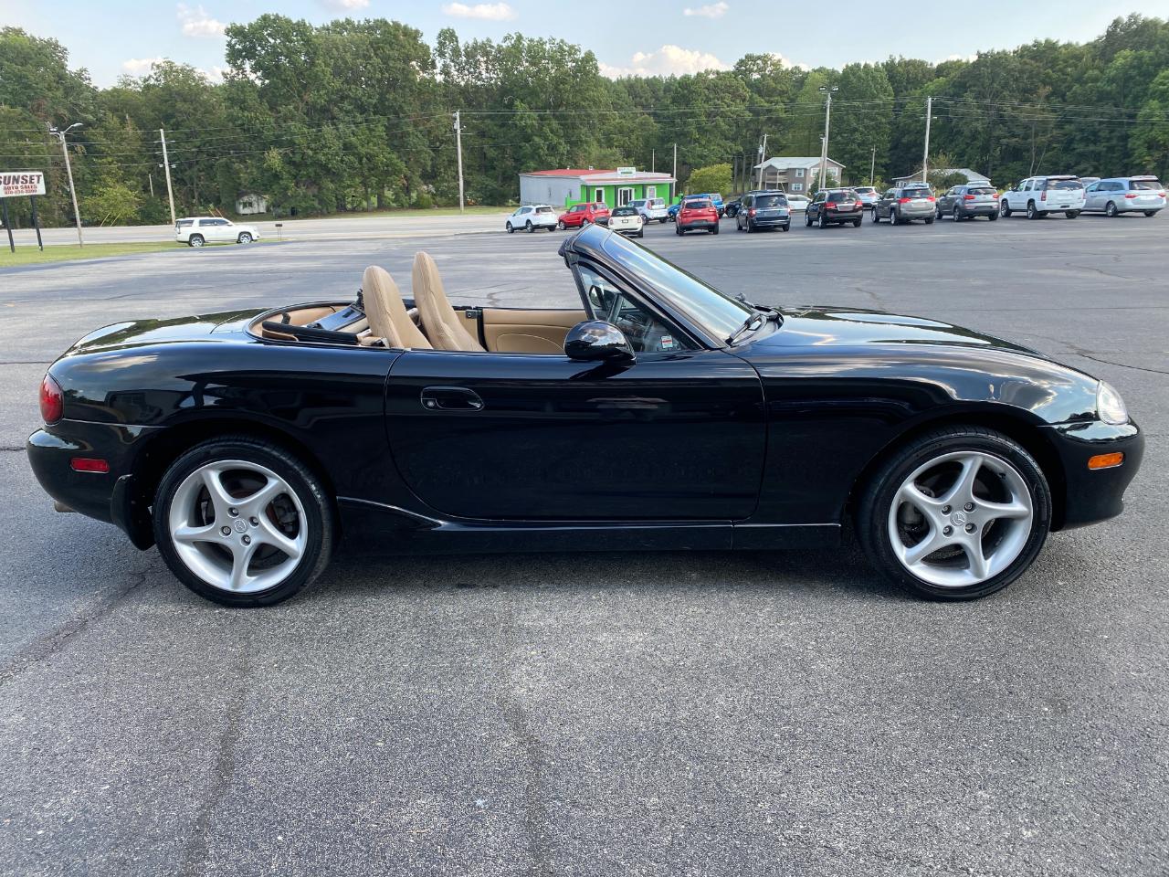 Mazda MX-5 Miata Base 2001