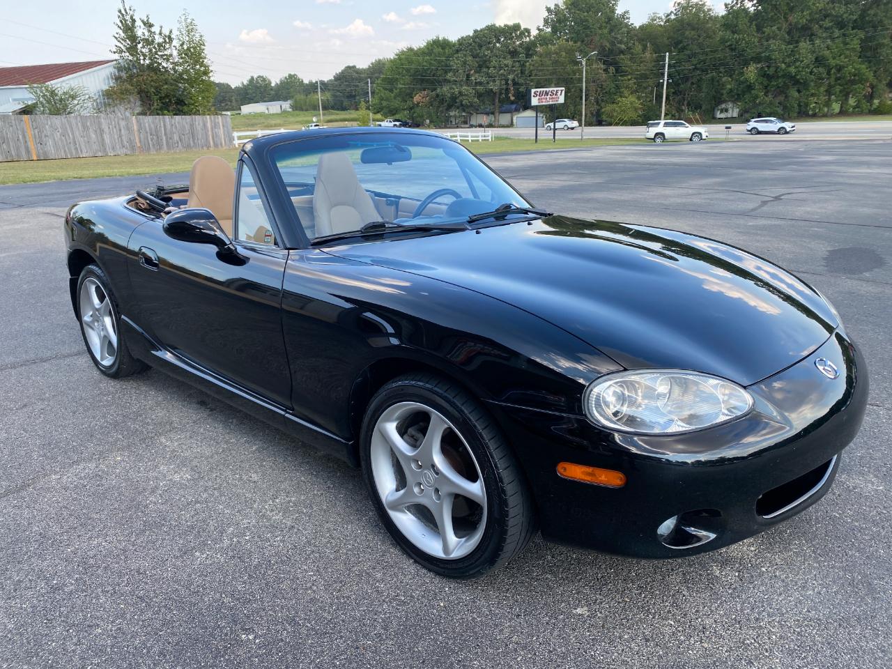 Mazda MX-5 Miata Base 2001