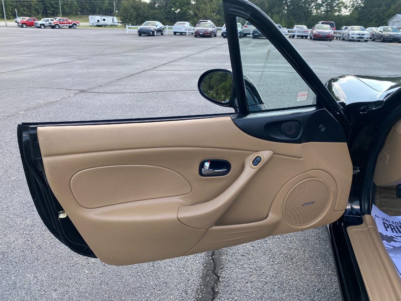 Mazda MX-5 Miata Base 2001