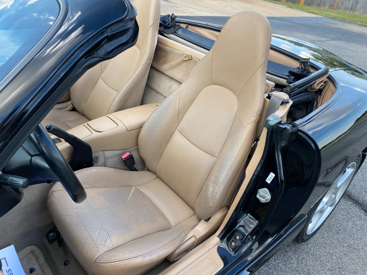 Mazda MX-5 Miata Base 2001