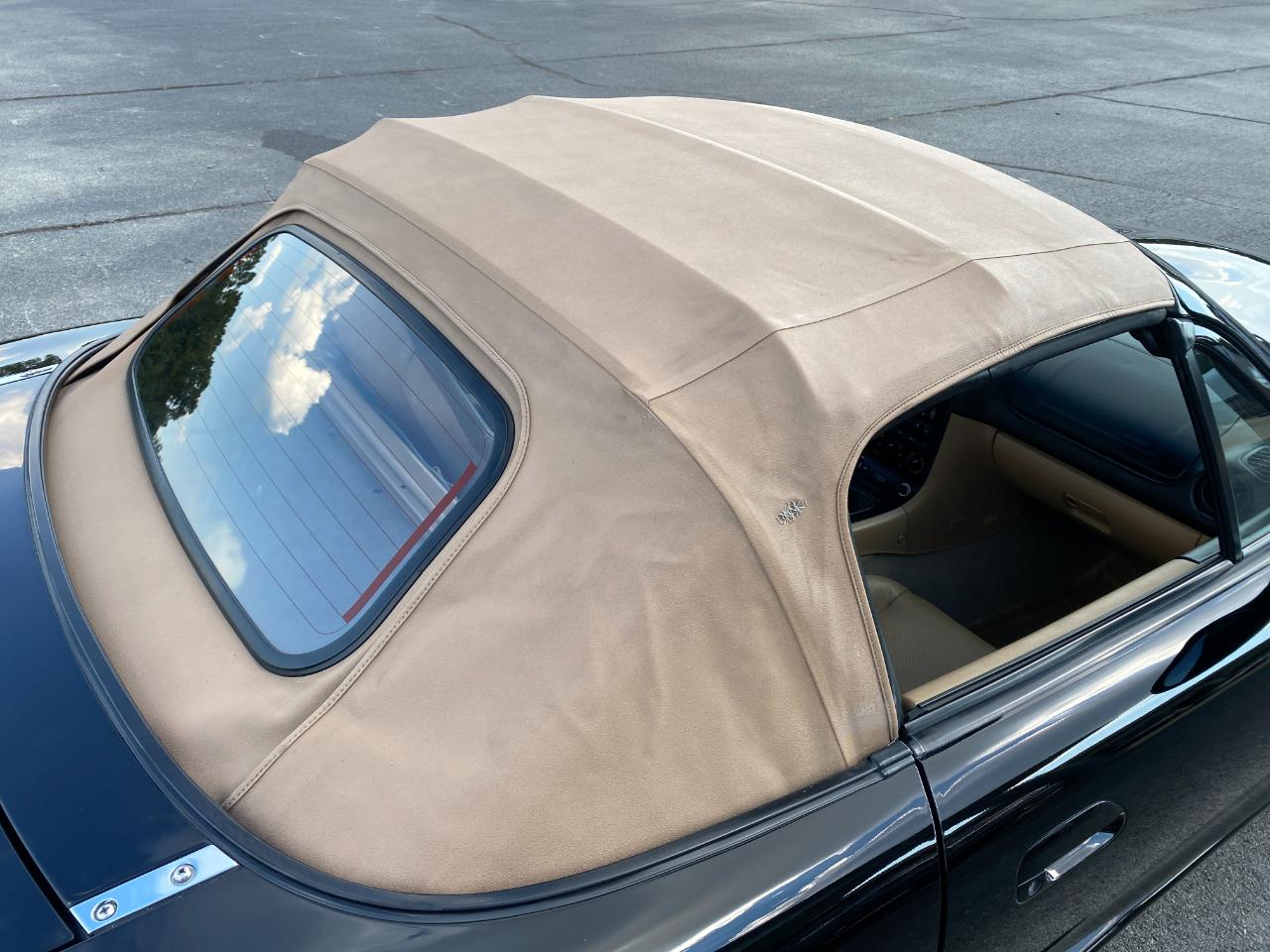 Mazda MX-5 Miata Base 2001