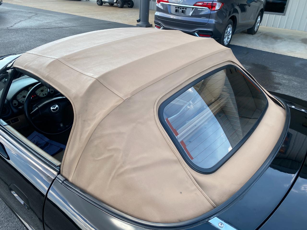 Mazda MX-5 Miata Base 2001
