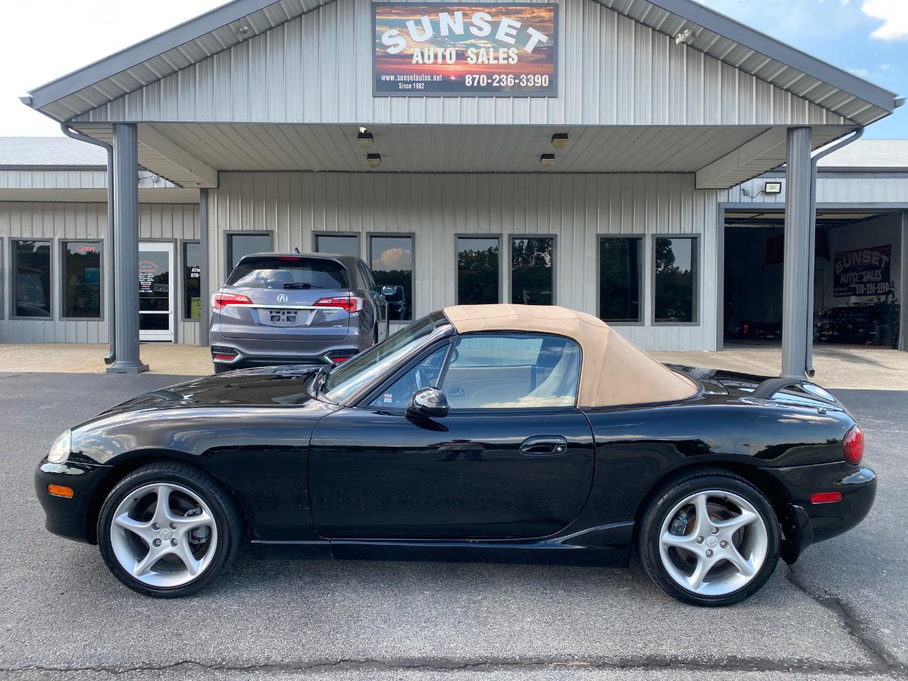 Mazda MX-5 Miata Base 2001