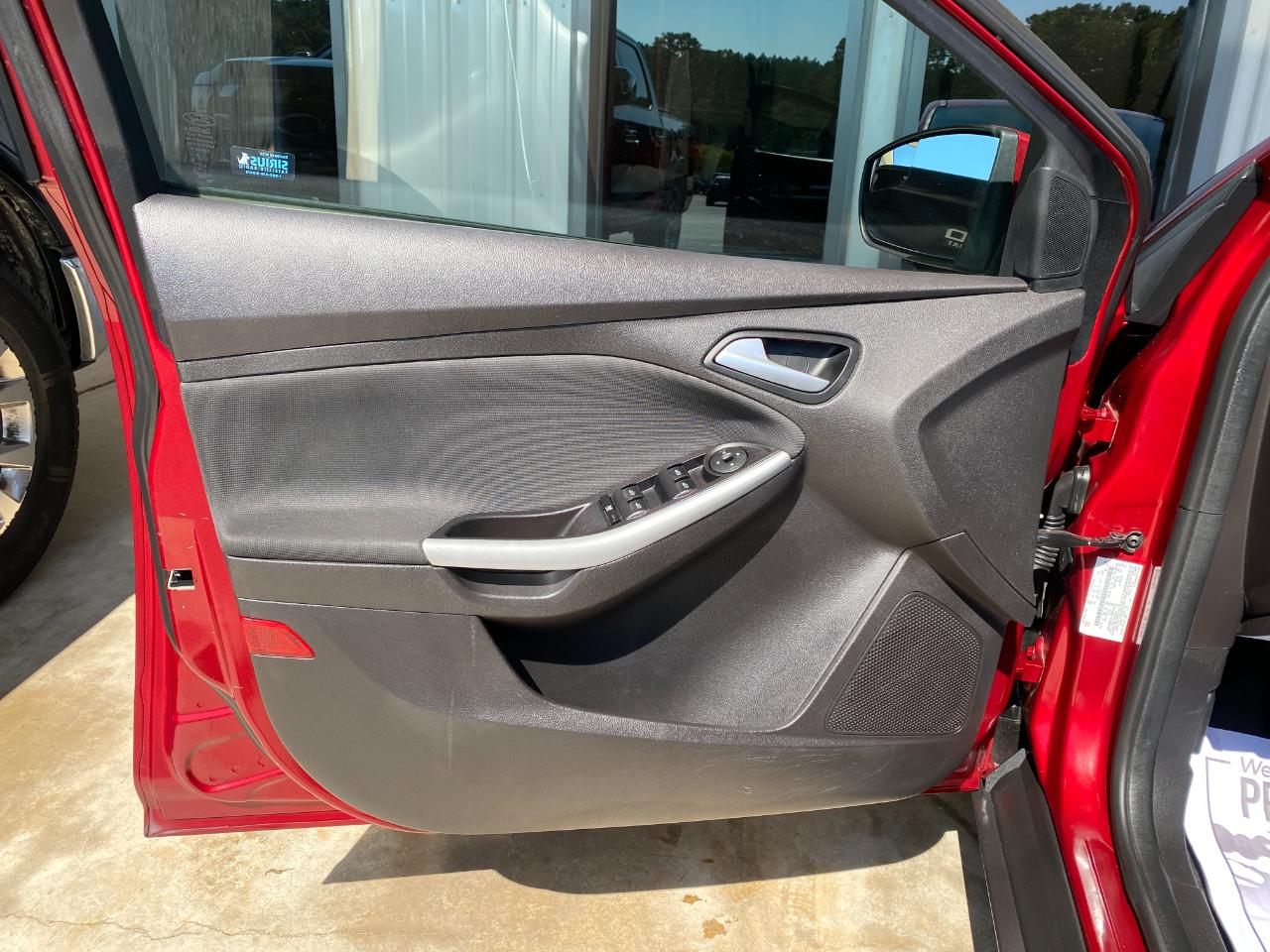 Ford Focus SE Hatch 2014