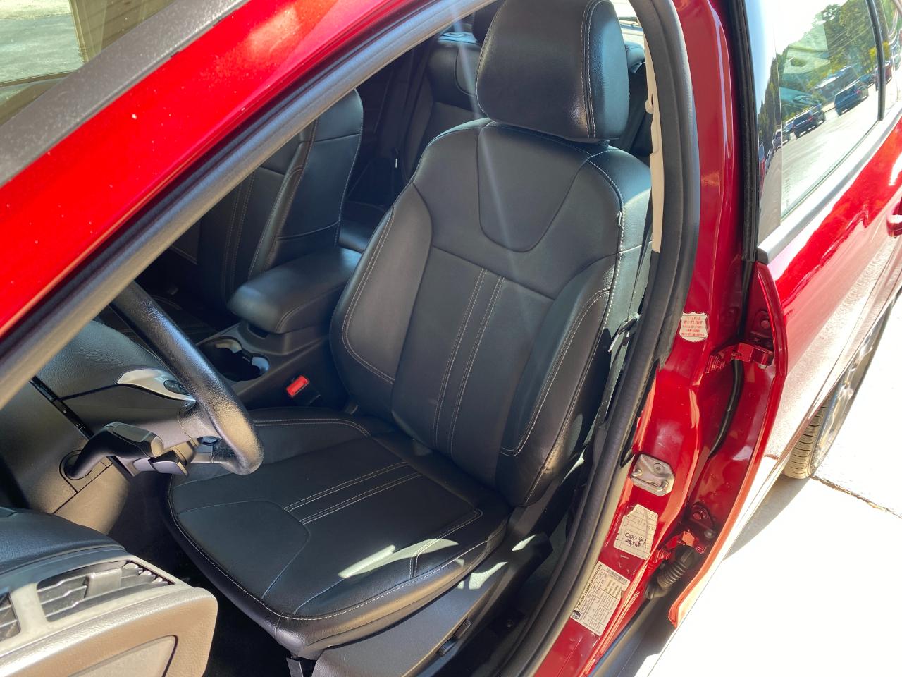 Ford Focus SE Hatch 2014