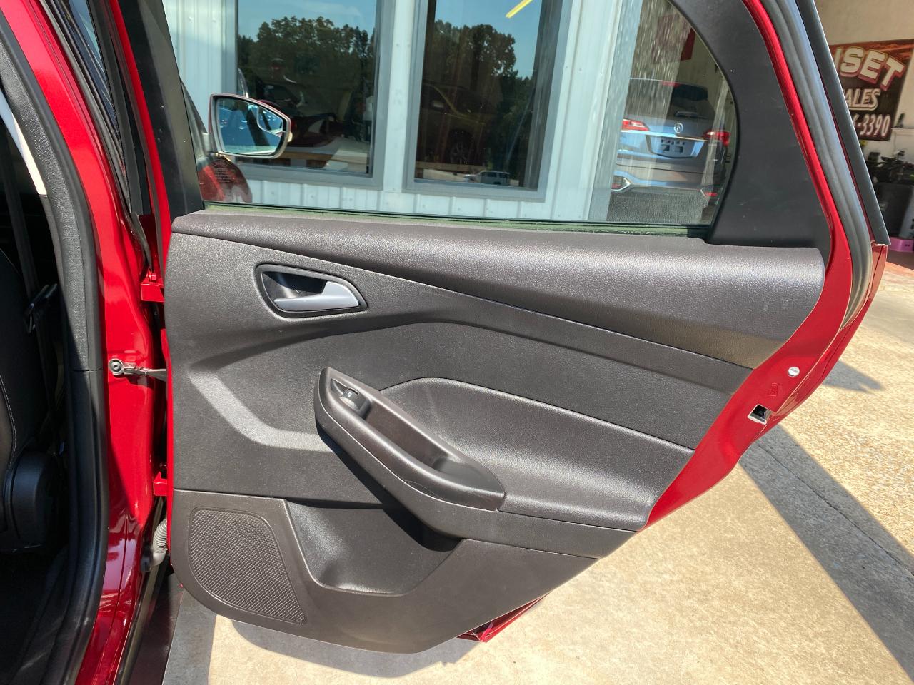 Ford Focus SE Hatch 2014