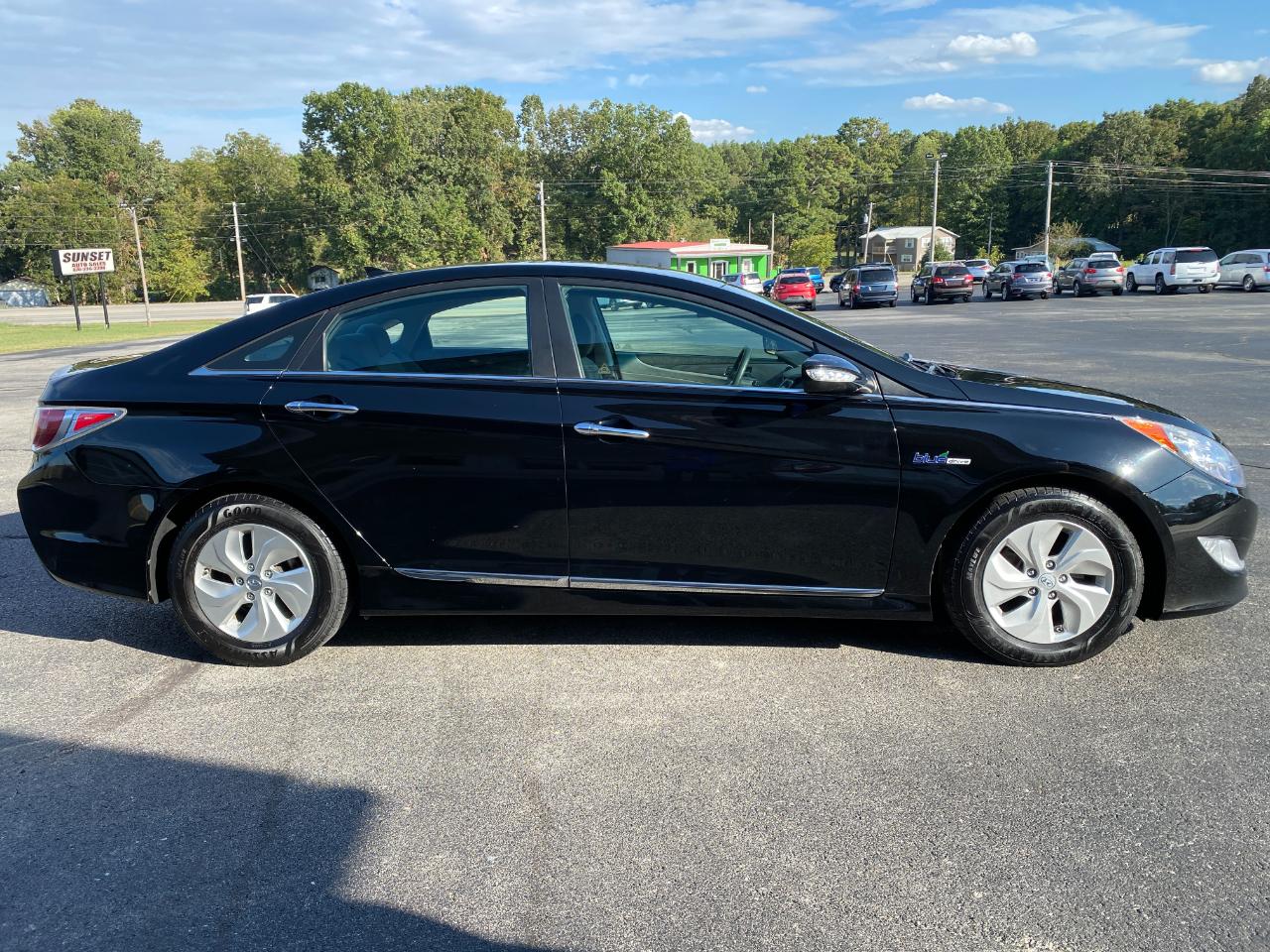 Hyundai Sonata Hybrid Sedan 2015