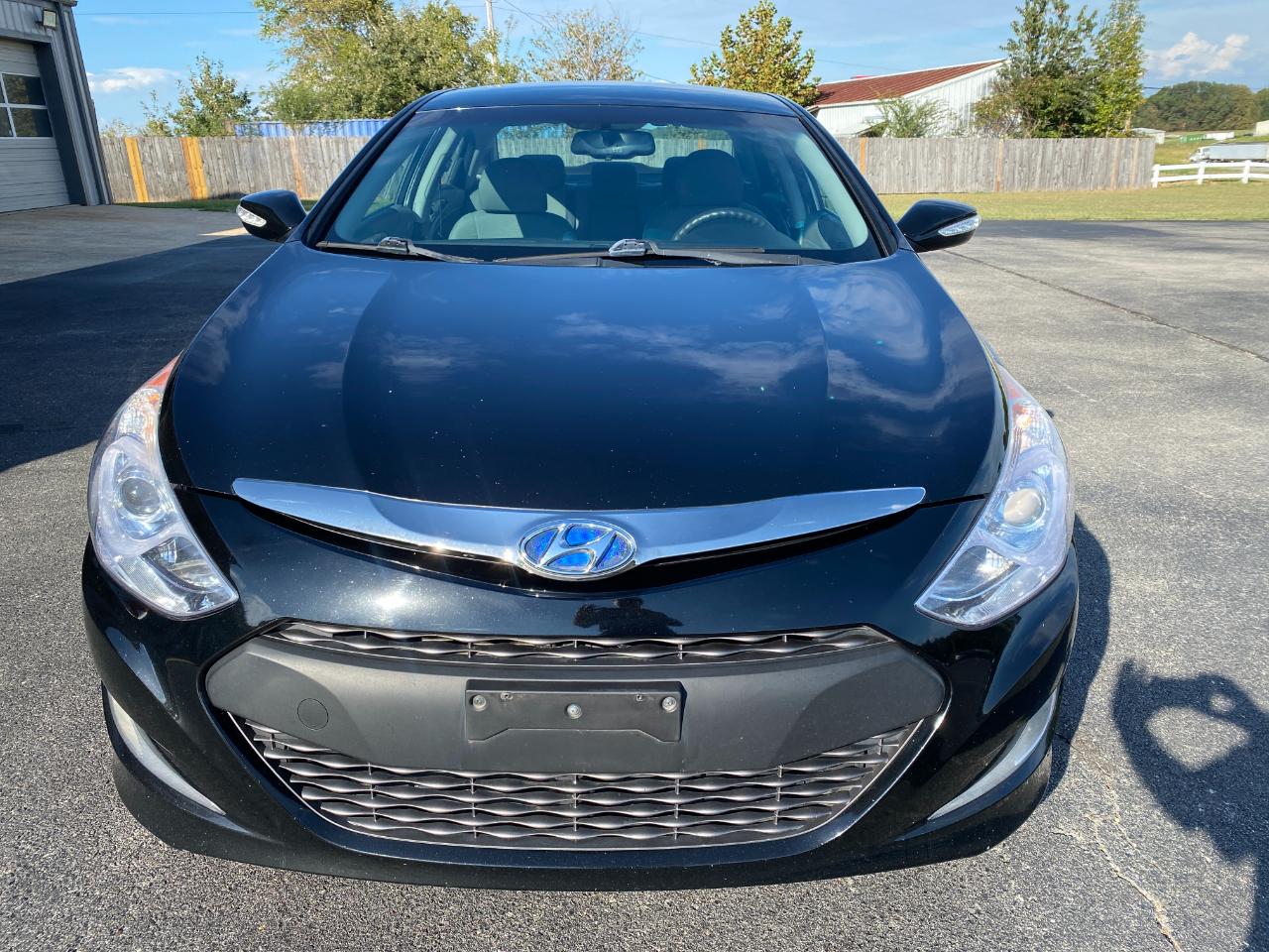 Hyundai Sonata Hybrid Sedan 2015