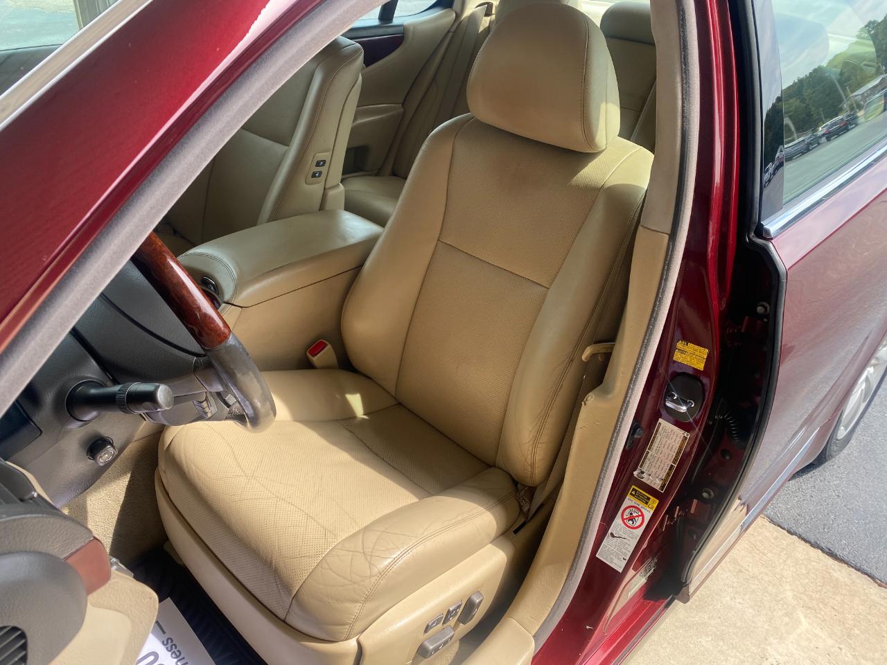 Lexus LS 460 Luxury Sedan 2008