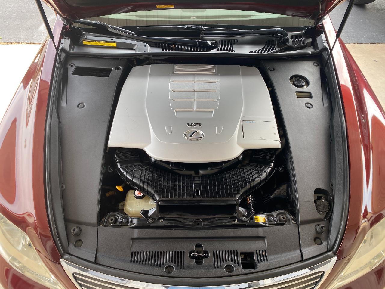 Lexus LS 460 Luxury Sedan 2008