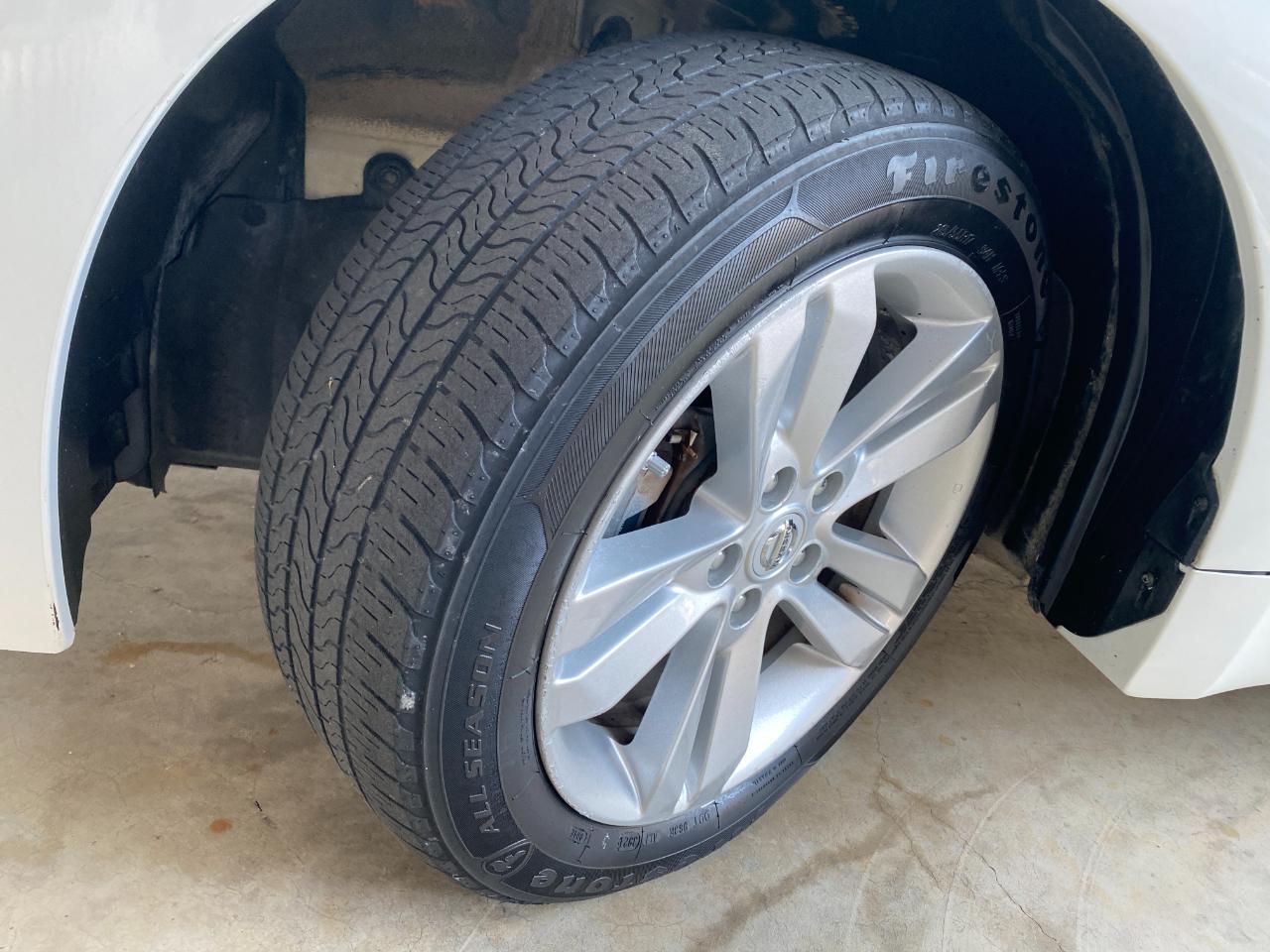 Nissan Altima 2.5 S Coupe 2010