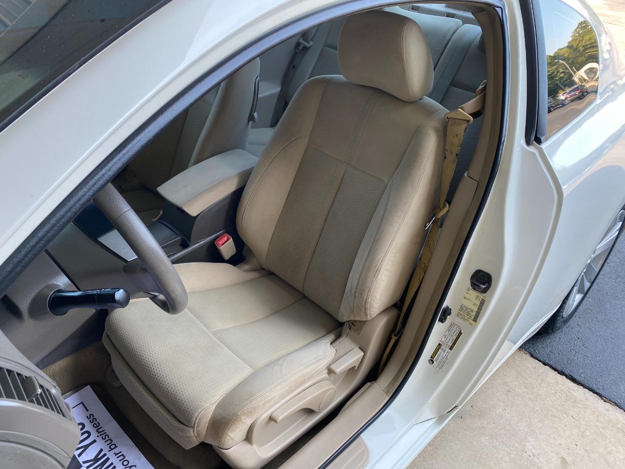 Nissan Altima 2.5 S Coupe 2010