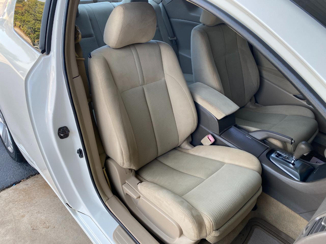 Nissan Altima 2.5 S Coupe 2010