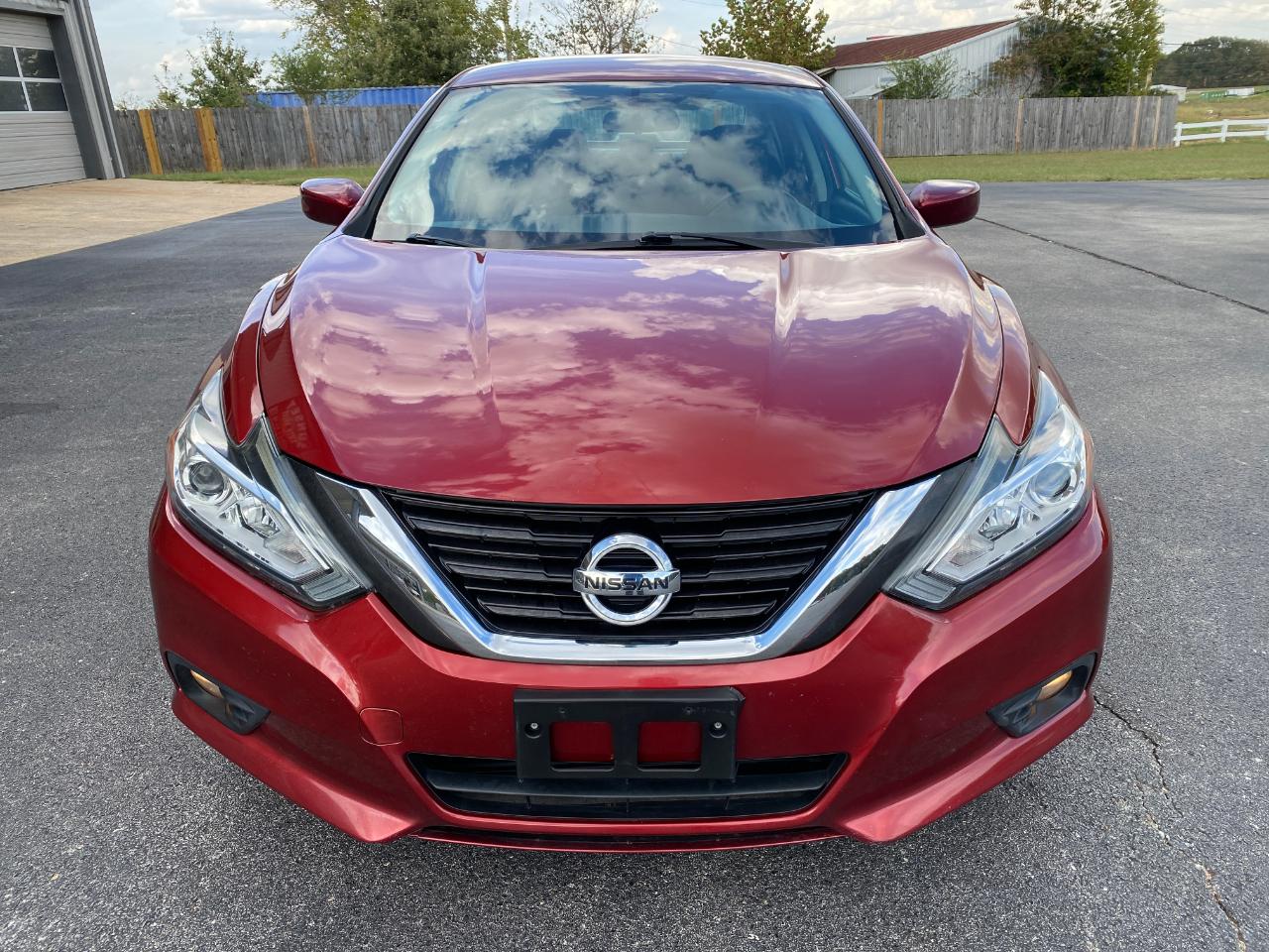 Nissan Altima 2.5 SV 2016