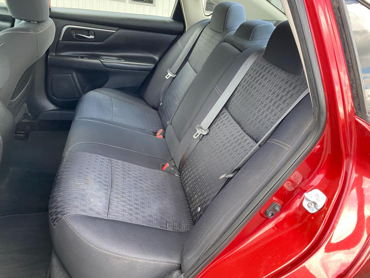 Nissan Altima 2.5 SV 2016