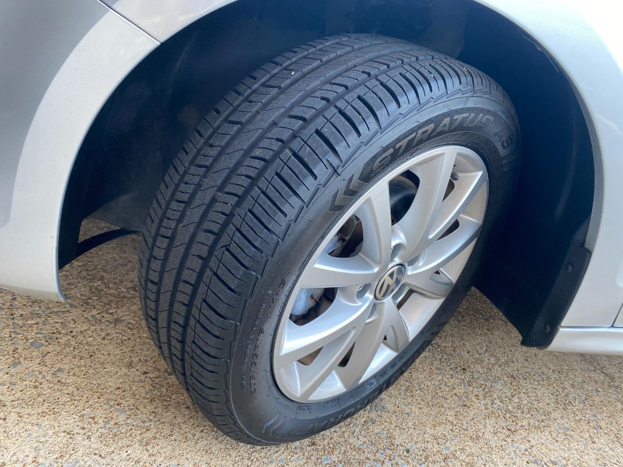 Volkswagen Jetta SE 2013