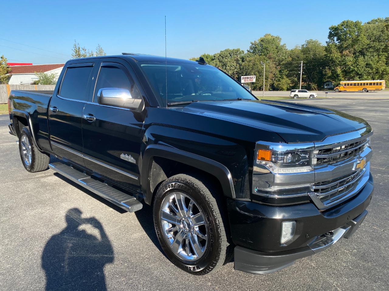 Chevrolet Silverado 1500 High Country Crew Cab 4WD 2017