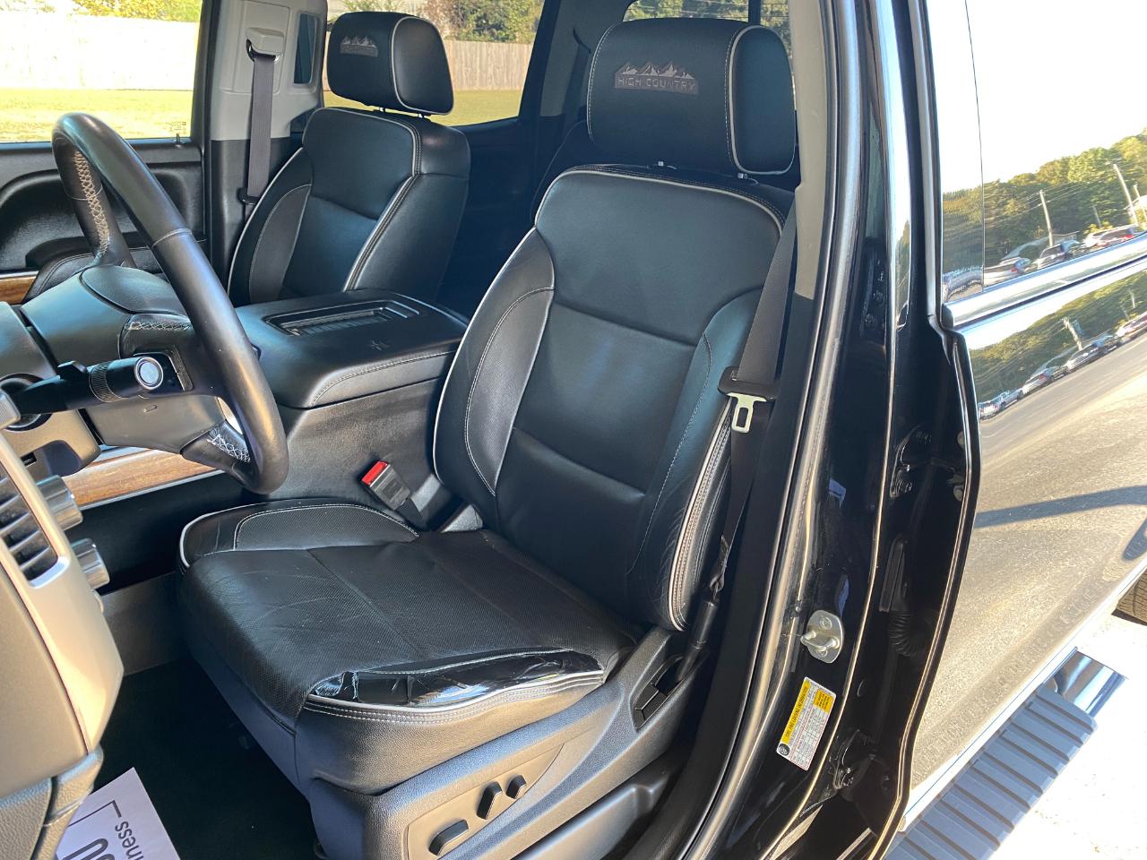Chevrolet Silverado 1500 High Country Crew Cab 4WD 2017