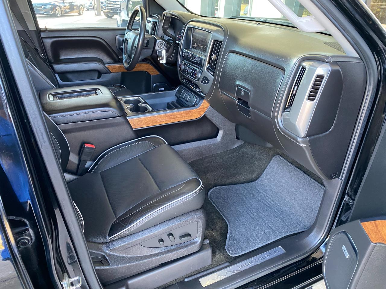 Chevrolet Silverado 1500 High Country Crew Cab 4WD 2017