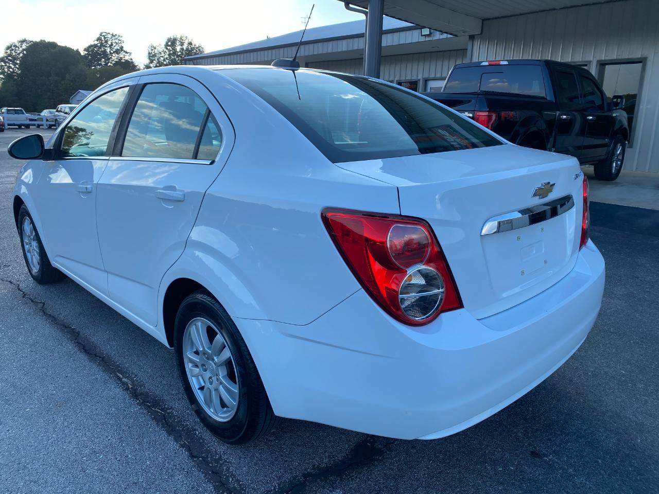Chevrolet Sonic LT Auto Sedan 2015