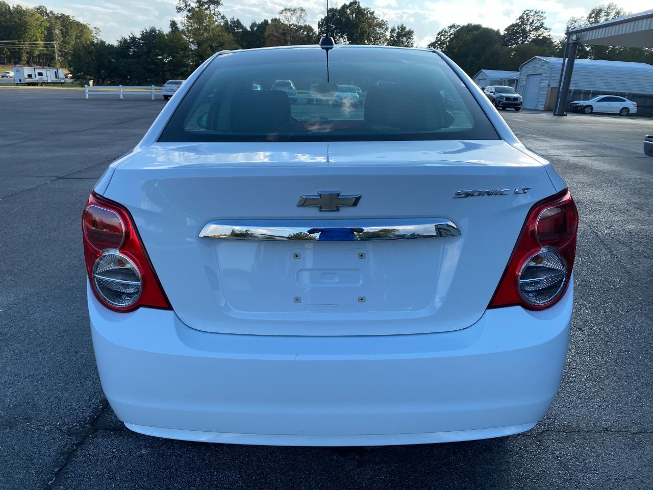 Chevrolet Sonic LT Auto Sedan 2015