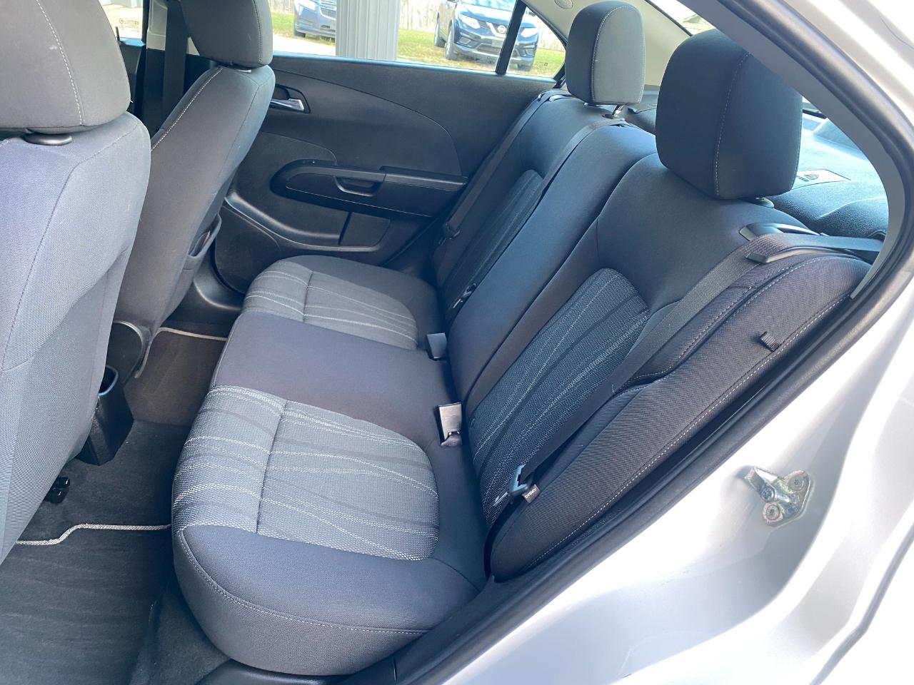 Chevrolet Sonic LT Auto Sedan 2015