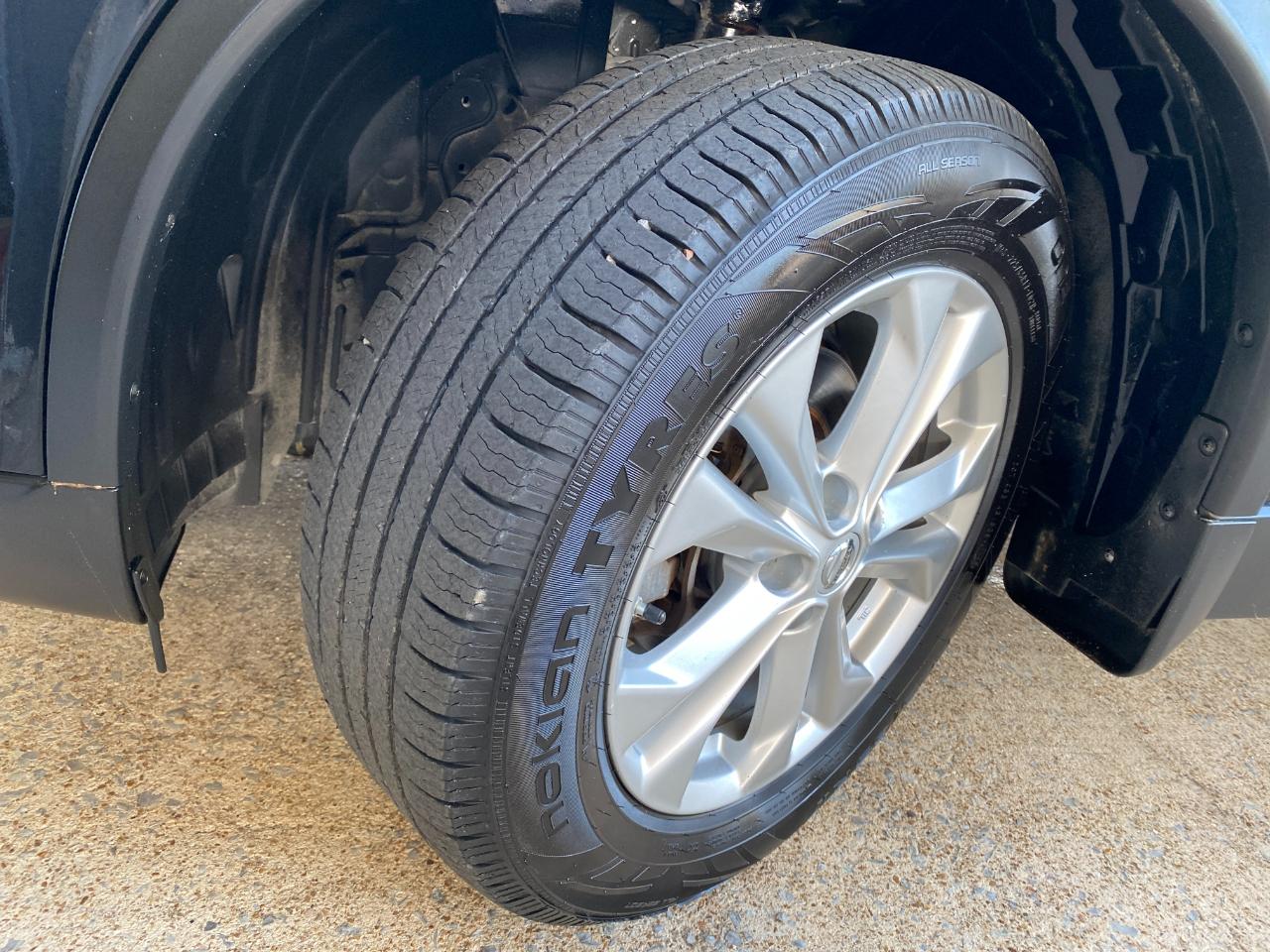 Nissan Rogue SV AWD 2016