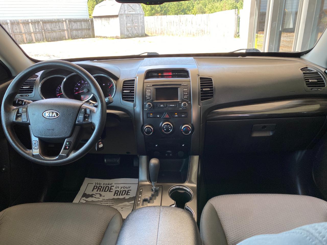 Kia Sorento LX 2WD 2013